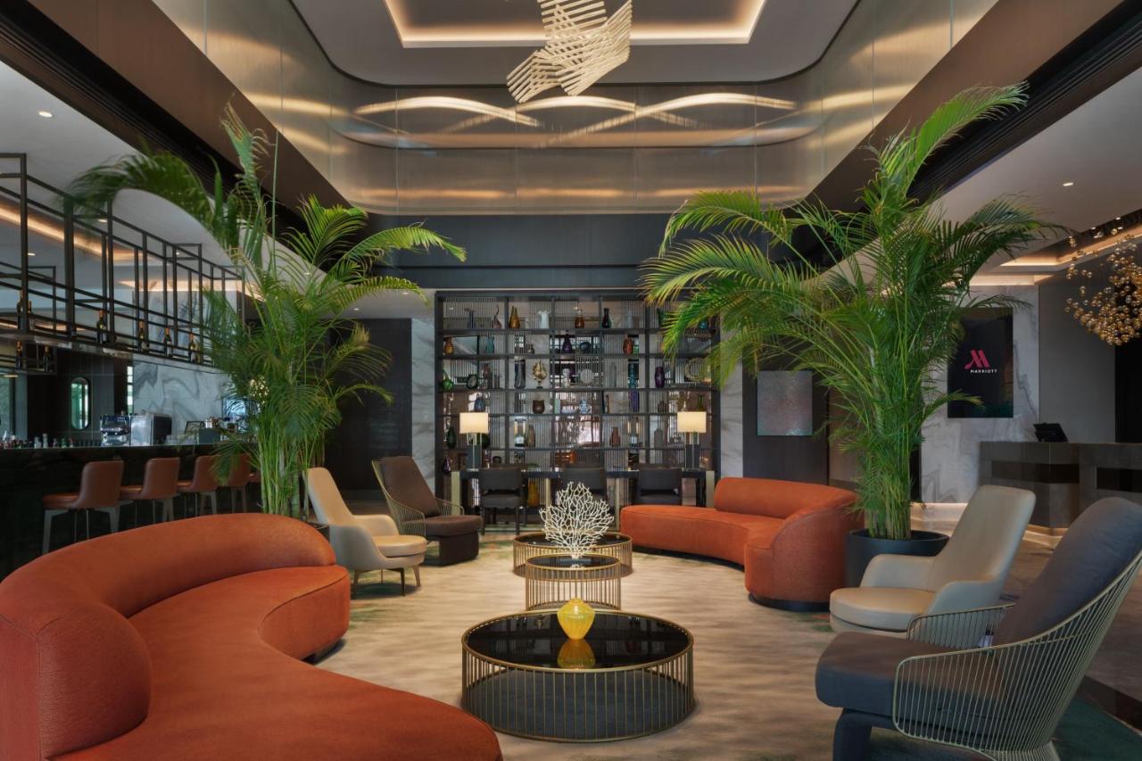 Izmir Marriott Hotel Esmirna Exterior foto The lobby of the hotel