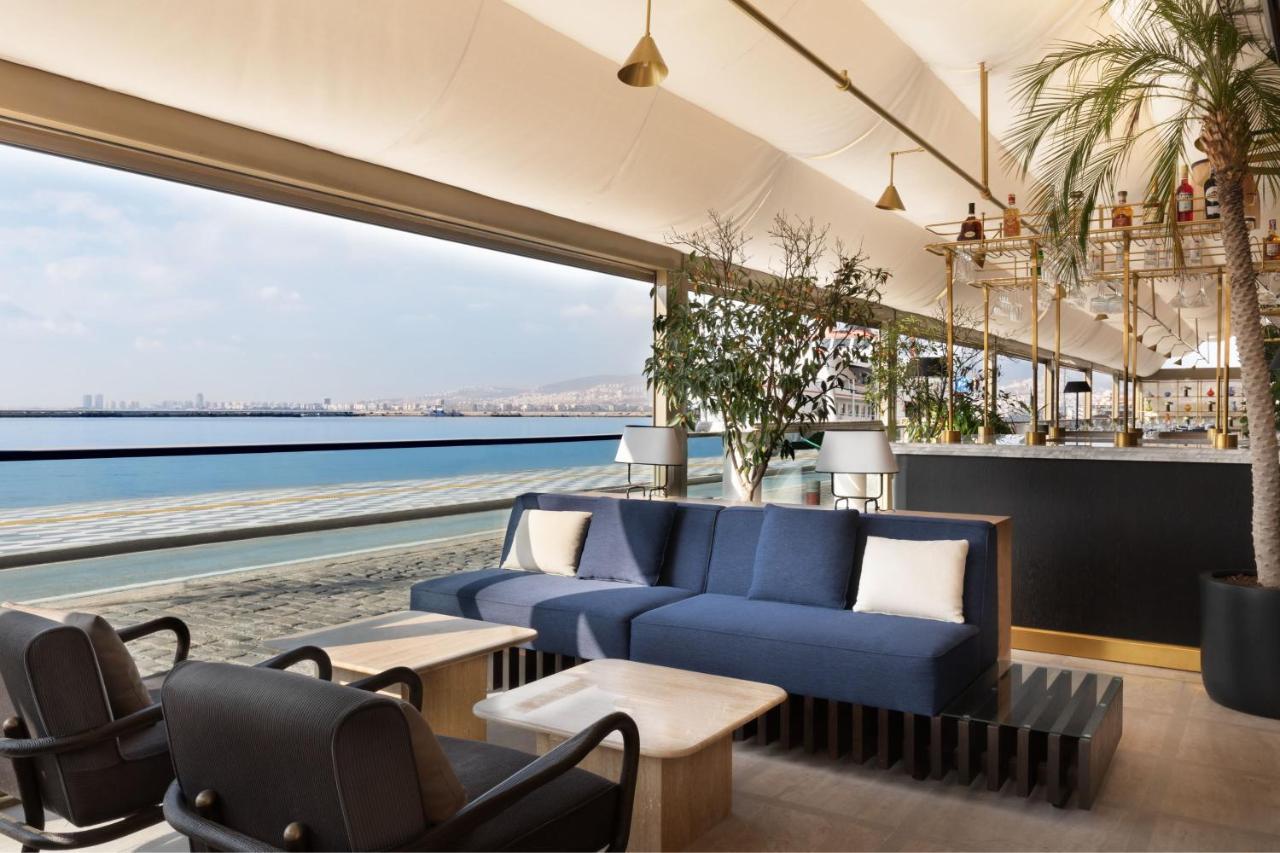 Izmir Marriott Hotel Esmirna Exterior foto The Bar